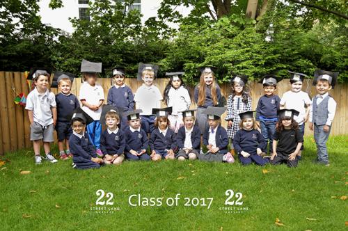 Graduation Day, Class of 2017 Swans | 22 Street Lane Nursery, Leeds